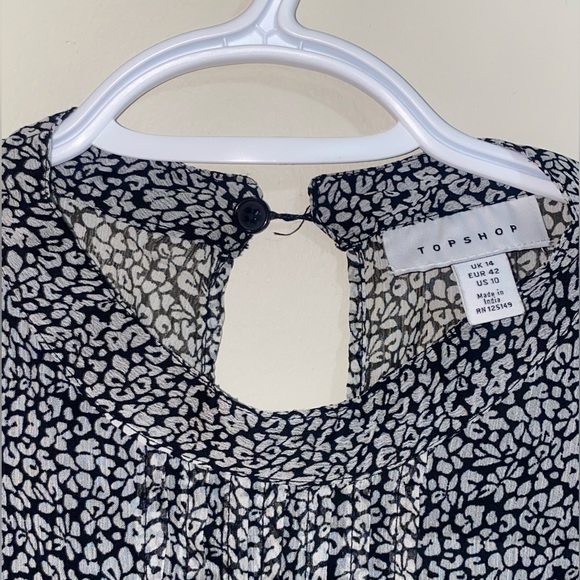 Grey dress - Picture 3 of 4